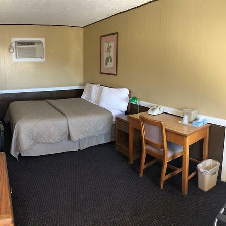 Geneva Inn エクステリア 写真